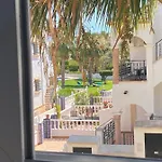 아파트 Spacious 2-bedroom 오리후엘라