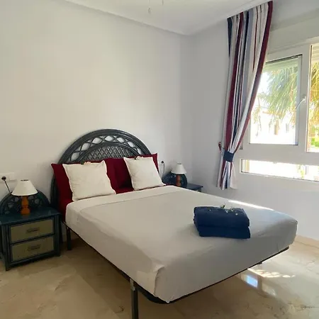 Spacious 2-bedroom *