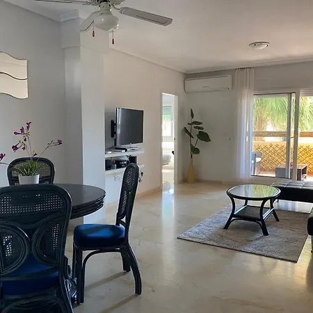 Apartment Spacious 2-bedroom *